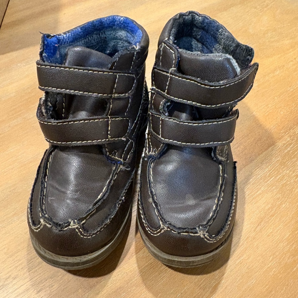 Winter toddler boots